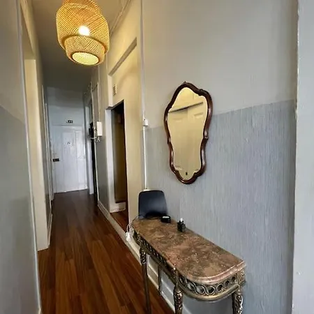 Apartamento Room 2 Marechal 2-Barrio Alto/ Santa Catarina Lisboa